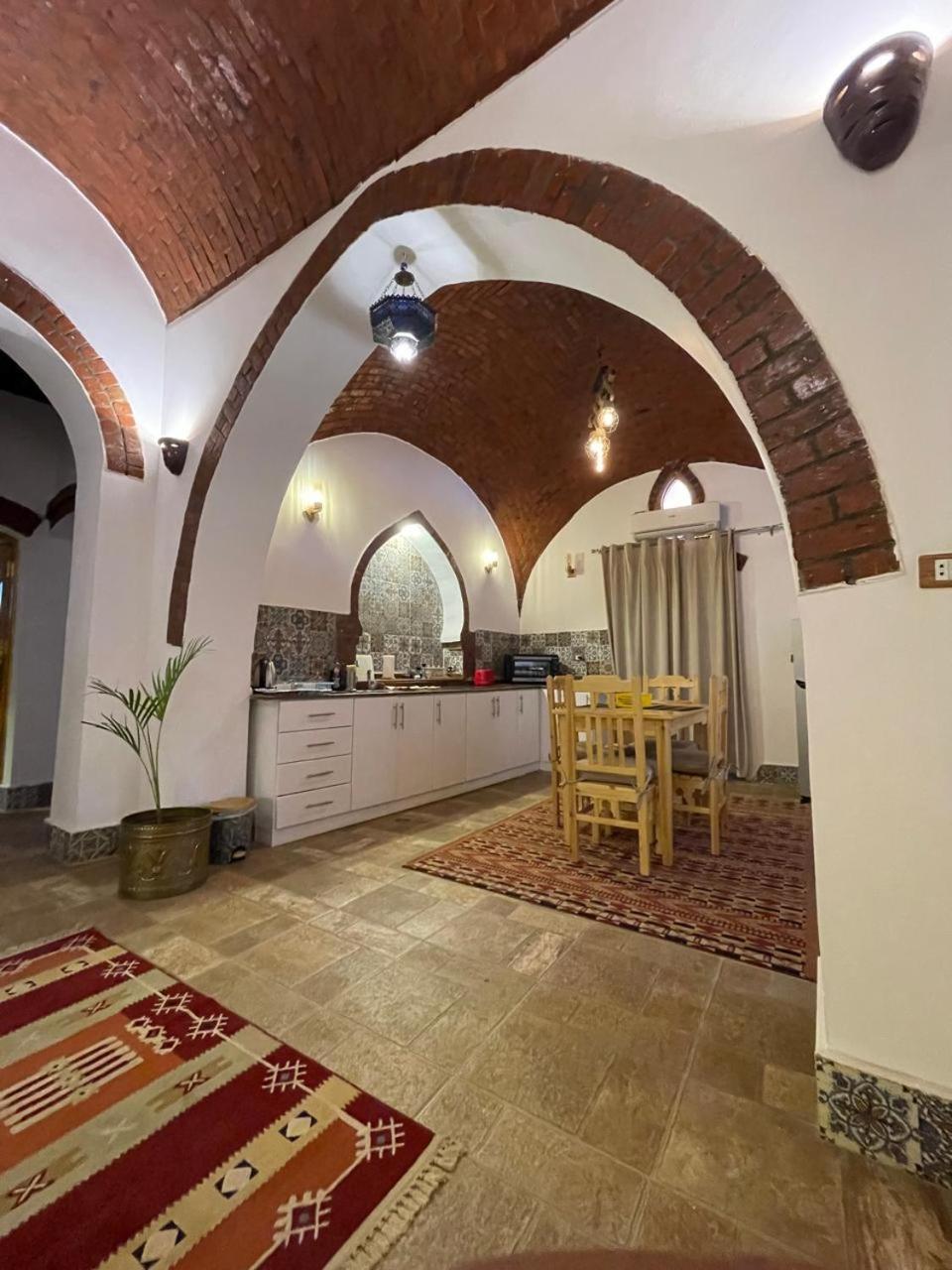 Villa Kemet Jazirat al Awwamiyah ภายนอก รูปภาพ